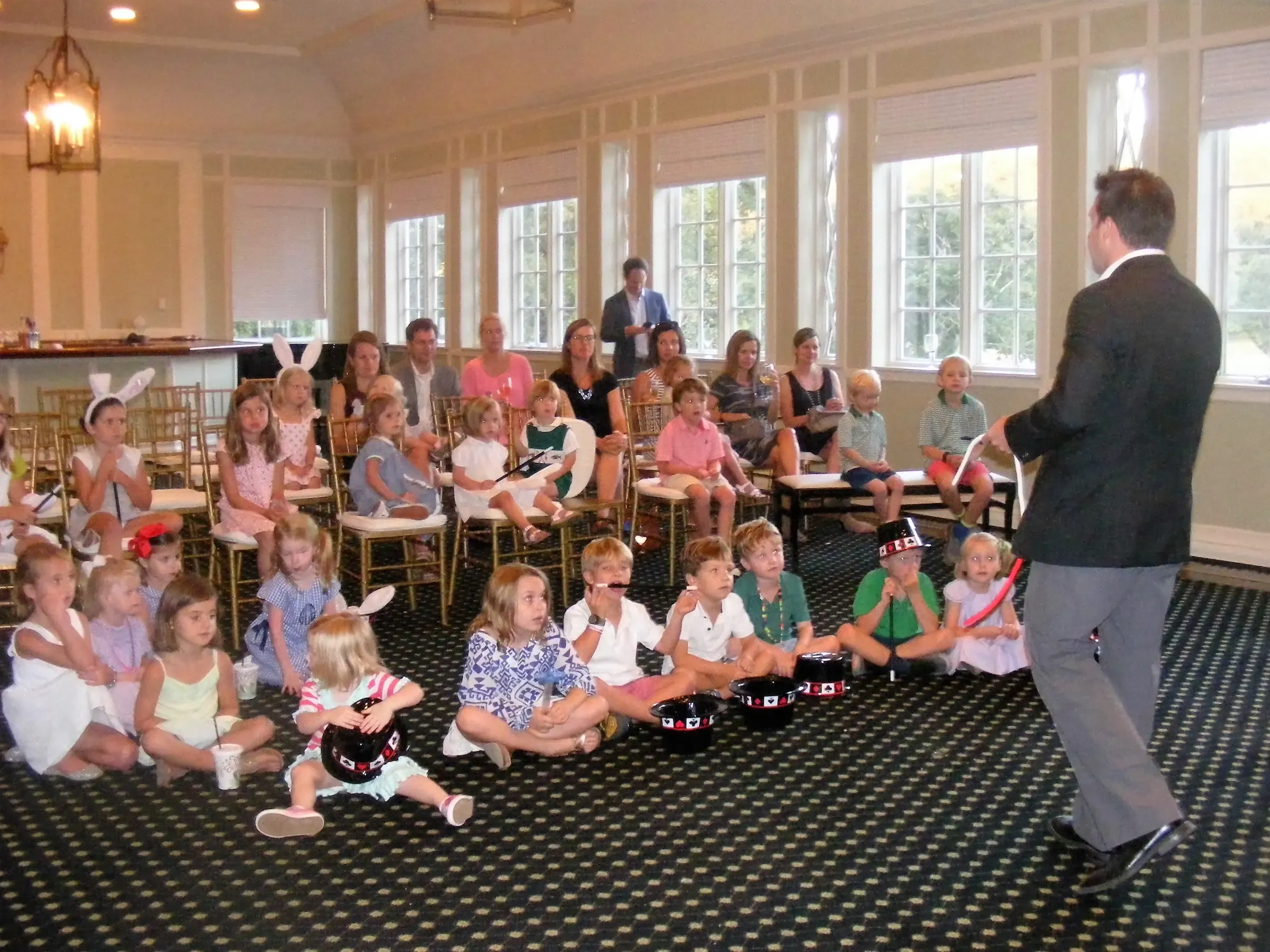 Matt performing interactive family magic at Mountain Brook Country Club.